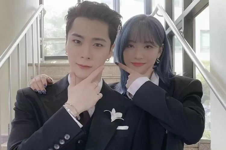 Moonbin ASTRO dan Moon Sua Billie