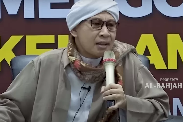 Inilah 9 orang yang tidak diwajibkan berpuasa saat Ramadhan kata Buya Yahya. (Tangkap layar kanal Youtube Al Bahjah TV)