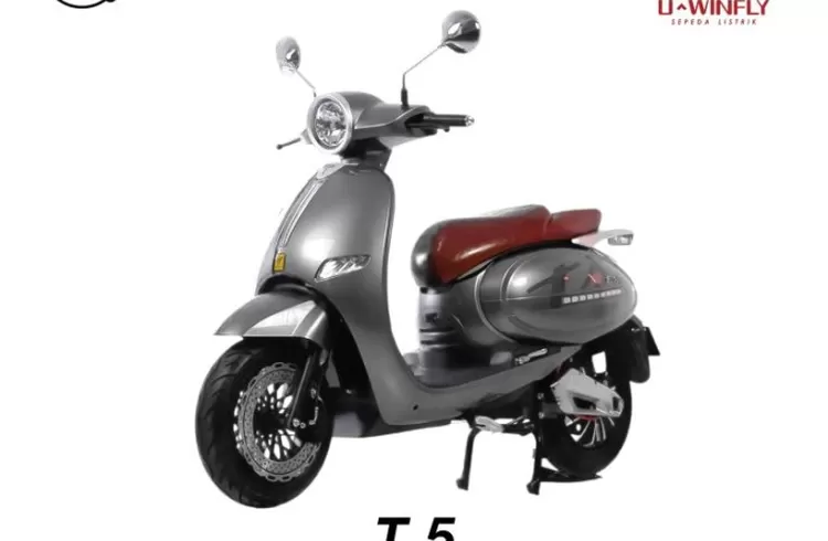 Desain Uwinfly T5 Menyerupai Vespa Matic 