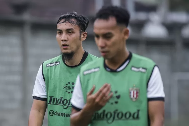 Gunawan Dwi Cahyo (kiri) dan Novri Setiawan kini bersama di Bali United/Dok Bali United.