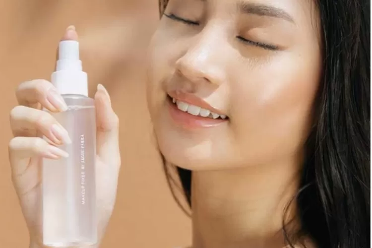 5 Rekomendasi Setting Spray Lokal Terbaik Yang Bikin Makeup Tetap Awet ...