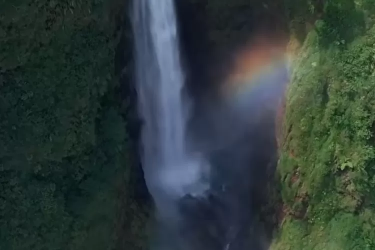 Curug Citambur di Cianjur (Tangkapan Layar Instagram/@visitcianjur)