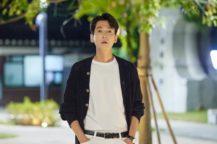 Link nonton drama Korea Crash Course in Romance episode 4 sub Indo (Twitter./@CJnDrama)