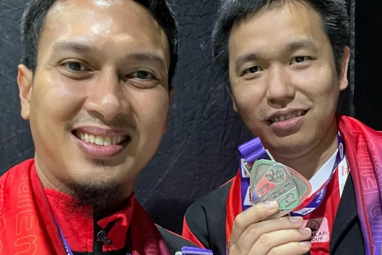 Pasangan Ganda Putra Indonesia, Hendra Setiawan Mohammad Ahsan  (Instagram.com/@king.chayra)