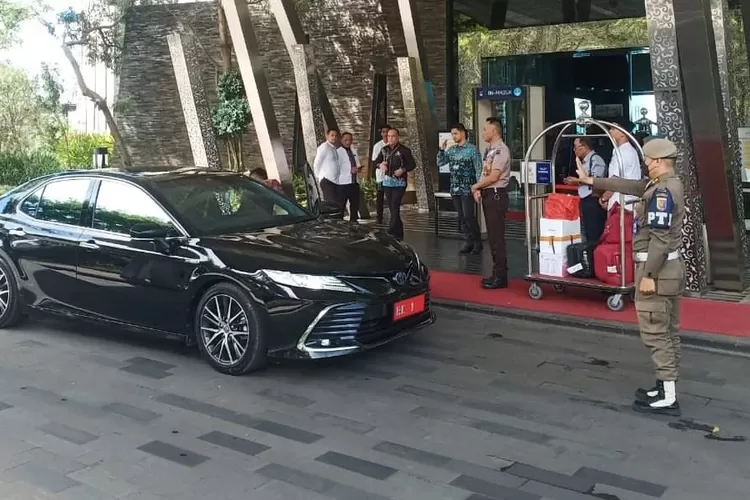 Gubernur Lampung dan wakilnya disindir mobil dinas nunggaj pajak (Instagram @prawirabawalampung)