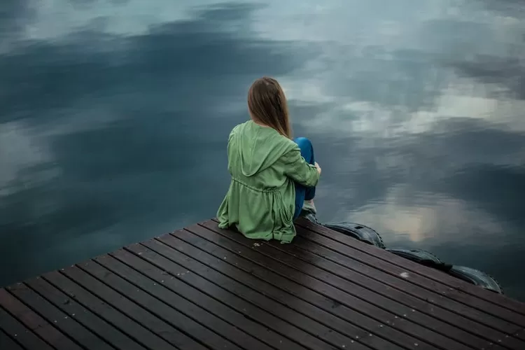 Ini dia ciri-ciri orang yang mudah kena pelet, yuk disimak agar anda waspada (Pexels/ Keenan constance)