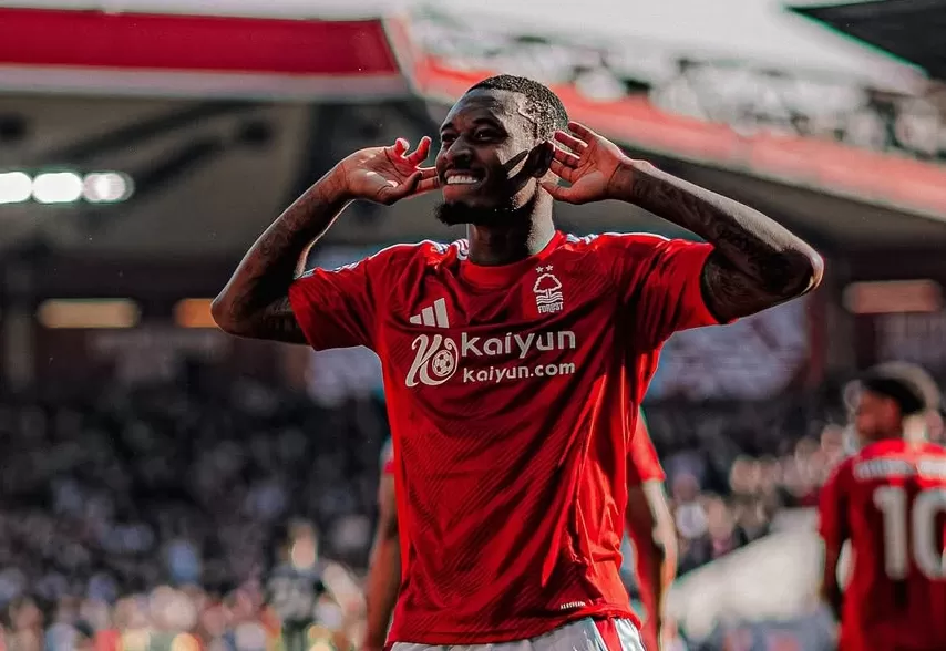 Hudson-Odoi merayakan gol kemenangan Nottingham Forest ke gawang Manchester City di menit ke-83. (Foto: Instagram @calteck10)