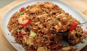 5 Nasi Goreng Seafood Paling Enak di Depok, Porsinya Jumbo Harganya Murah Meriah