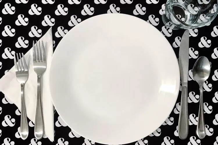 Ilustrasi 7 perkara yang membatalkan puasa Ramdhan (Pixabay/heidistock)