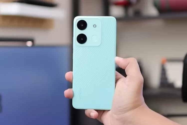 Spesifikasi Infinix Smart 7 dan harga terbaru di April 2023 (tangkapan layar YouTube Kuliah Sore/iNRiau.com)