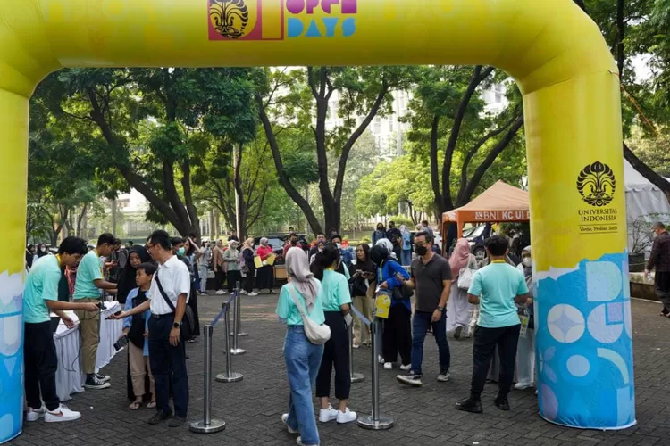 Suasana Eksplorasi Kampus di UIopendays