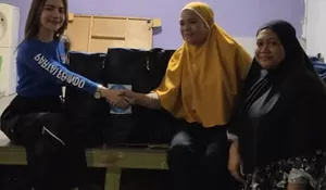 Rere Tati Sri Hardina Salurkan Alat Marawis Buat Kaum Ibu di Mampang Depok : Jaring Aspirasi Juga