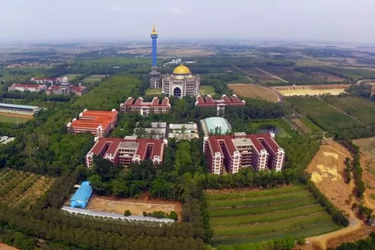 Areal Ponpes Al Zaytun Indramayu