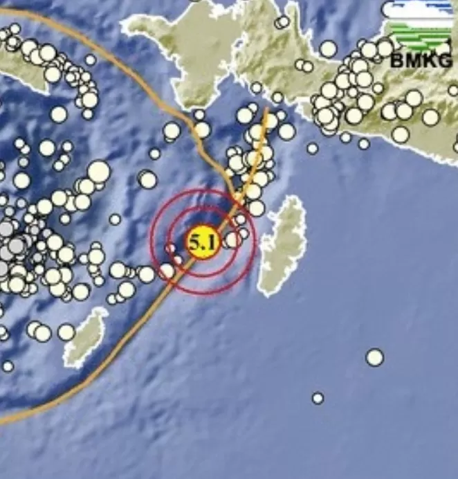Gempa bumi tektonik dengan kekuatan Magnitudo 5,1 mengguncang wilayah Laut Banda, Maluku Tenggara.