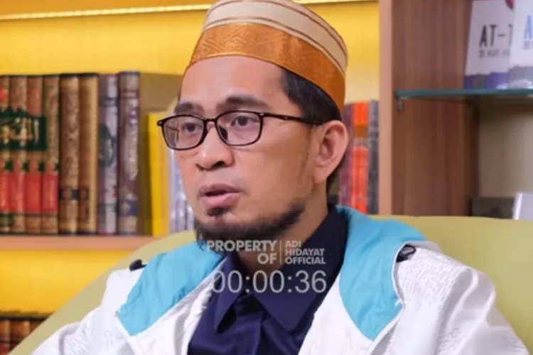 Ustadz Adi Hidayat: Inilah 10 Keutamaan di Bulan Rajab Yang Dianjurkan Nabi Muhammad, Amalkan! (Youtube/Adi Hidayat Official)