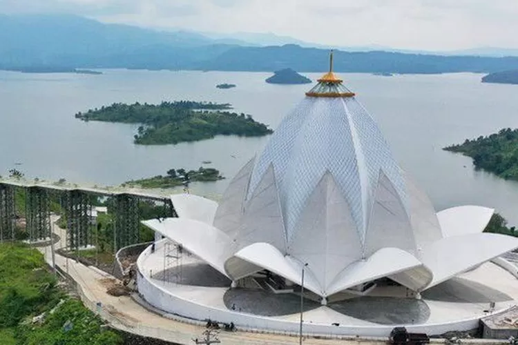 Download Naskah Khutbah Jumat PDF Berjudul Lima Keistimewaan bagi Umat Islam di Bulan Ramadhan (Instagram Ridwan Kamil)