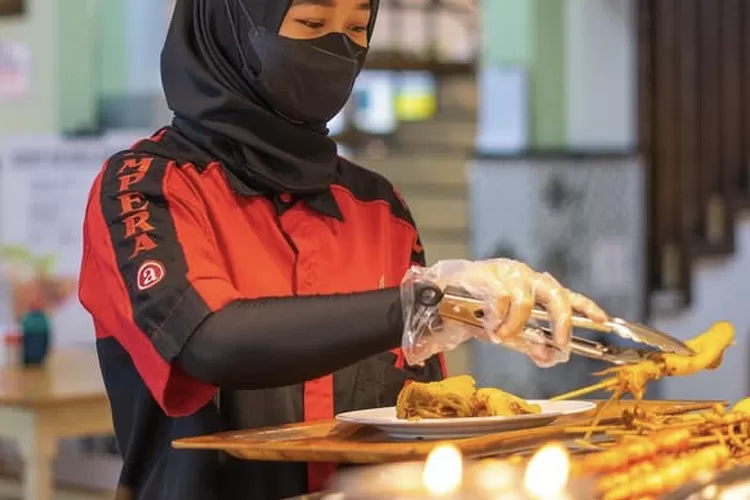 Salah satu kuliner legend di Kota Bandung, Warung Nasi Ampera (Instagram/@wn.ampera.dk.official)