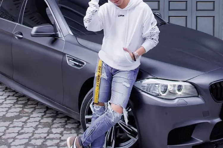 Miris, Korban Penipuan Crazy Rich Indra Kenz Alami Gangguan Jiwa Hingga Nyawa Melayang (Gorajuara/dok: Instagram/@indrakenz)