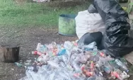 Taman Kota Funuasingko Morowali Dipenuhi Sampah Menumpuk