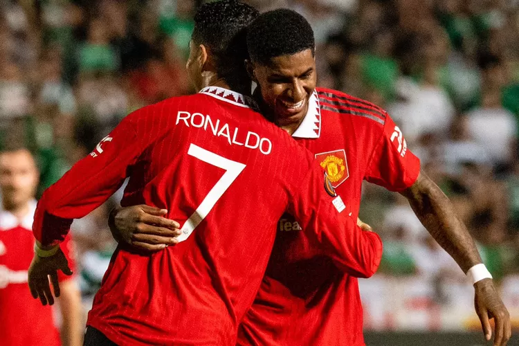 Ilustrasi laga Manchester United vs Tottenham main dimana, live jam berapa? (twitter @ManUtd)