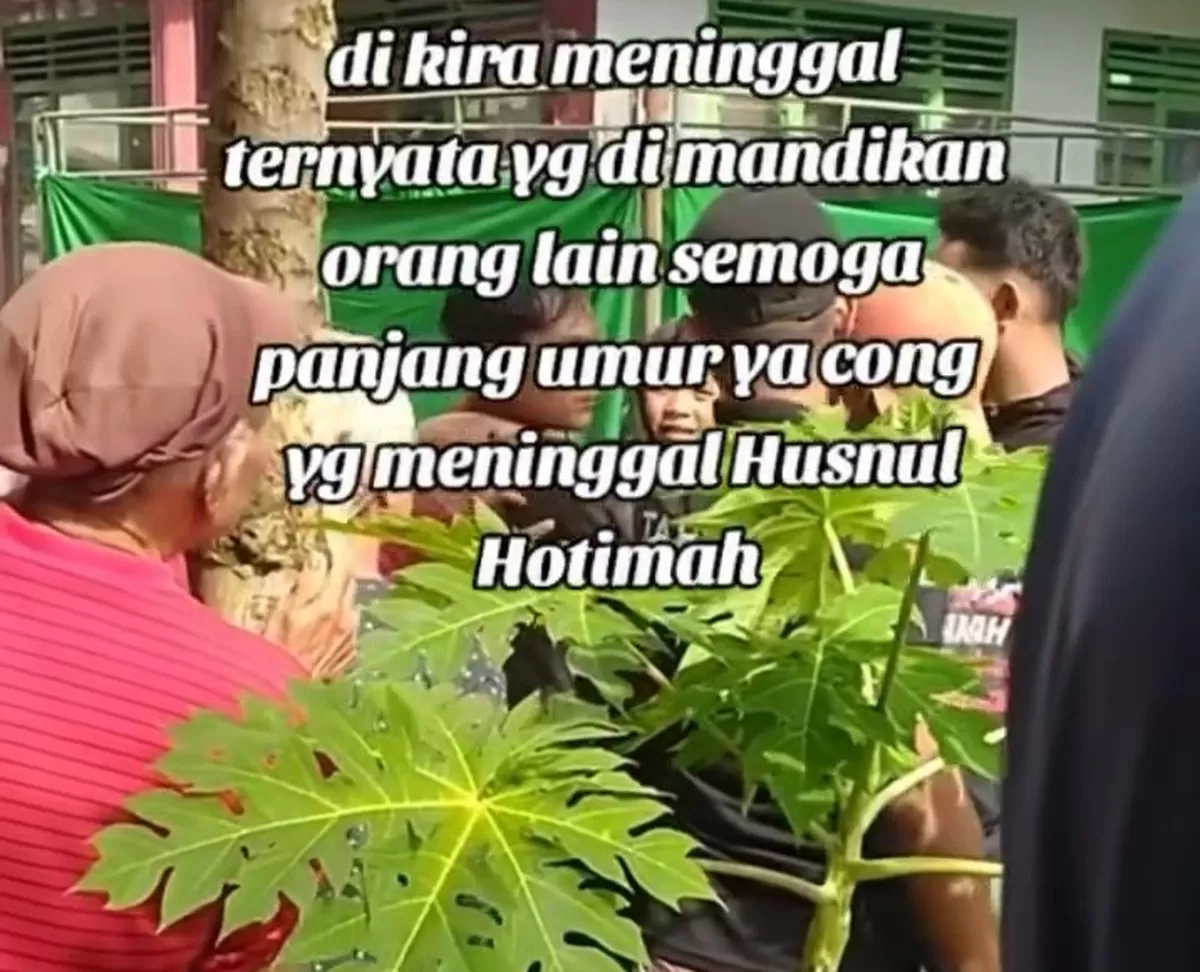 Momen mengejutkan pemuda di Jember mendadak pulang ke rumah dalam keadaan selamat setelah dikabarkan meninggal karena kecelakaan (Instagram/explorejember_ )