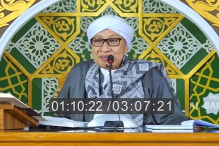 Buya Yahya menjawab,  (Al-Bahjah TV)