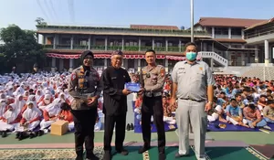 Polisi di Depok Beri Pemahaman Lalu Lintas ke Sekolah, Ini Kata Kompol Multazam Lisendra