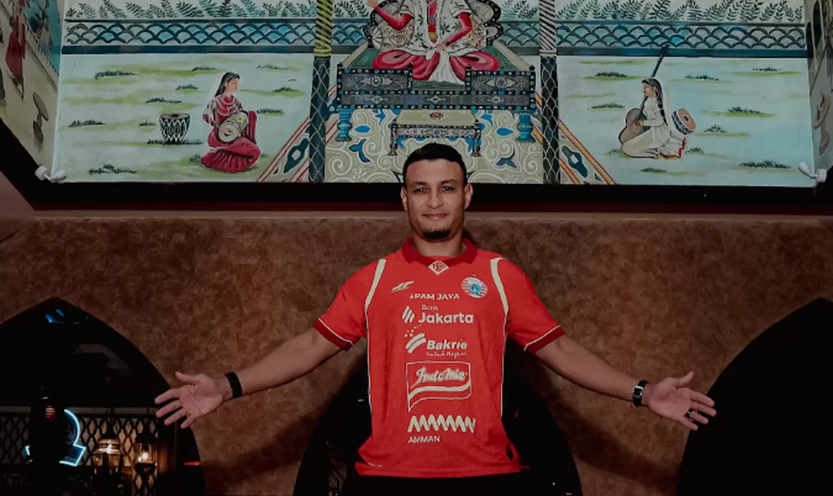 pemain baru Persija Jakarta Alaedine Ajarie (@persija)