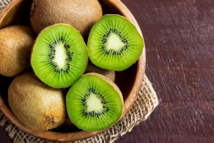 Buah Kiwi efektif menurunkan tekanan darah tinggi