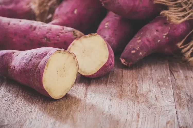 Ubi Jepang dikenal sebagai makanan yang bikin panjang umur