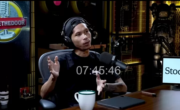 Pakar keamanan siber, Teguh Aprianto masih yakin kalau hacker Bjorka asli adalah orang Indonesia. 