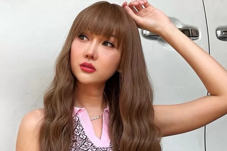 Lucinta Luna mengaku ketakutan usai operasi plastik terus menerus. (Instagram/@lucintaluna_manjalita)