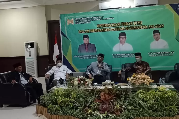 Para narasumber dalam diskusi ICMI Orwil Sumsel (Klikanggaran/Budi_S)