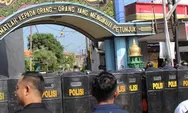 TERKINI! Pesantren di Jombang di Kepung Tangkap Anak Kiai