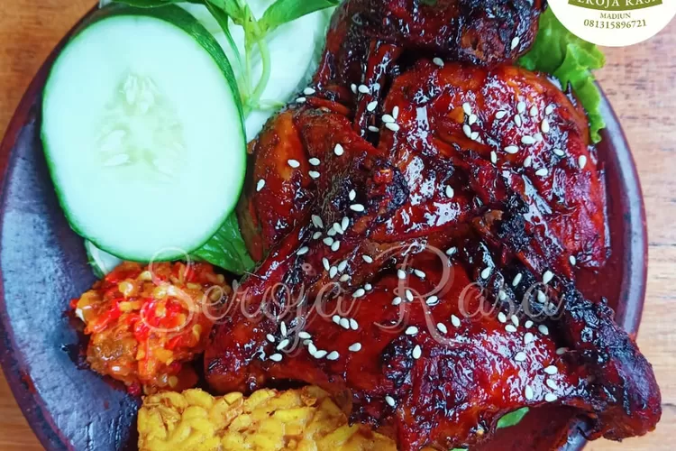 Manuk Londo dari Kedai Seroja Rasa Madiun