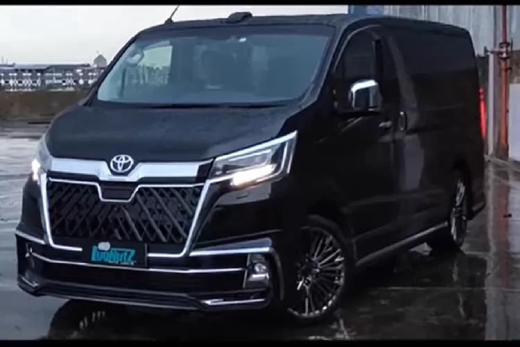 Toyota GranAce Wald Edition 2022 hadir mewarnai dunia otomotif dan menjadi pesaing alphard serta merupakan mobil MPV, yang lebih besar, lebih megah dan lebih powerful dari Alphard.  ((YouTube.com))
