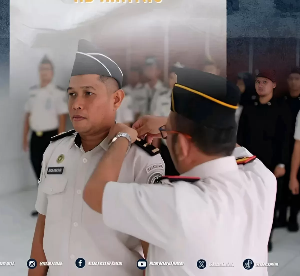 Karutan Rantau Saat Apel Kenaikan Pangkat dan Penyerahan Penghargaan Pegawai Teladan