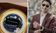 Arya Saloka Diberikan Kejutan oleh MNC, Warganet Penasaran dengan Tulisan yang Ditutup pada Kueh, Ternyata..
