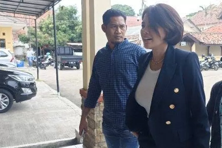 Proses tahapan kasus Nikita Mirzani pada tahapan pelimpahan dua akan dilakukan esok hari. (Foto: Ist)