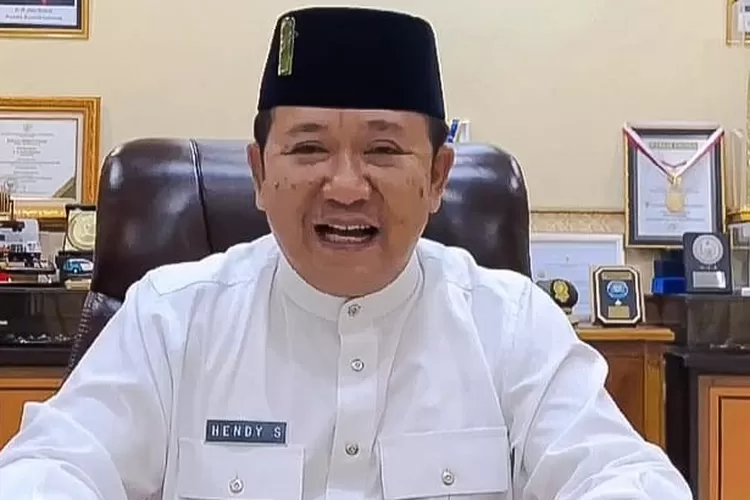 Bupati Jember Hendy Siswanto miliki harta kekayaan terbilang besar, hingga capai Rp27 miliar dari sejumlah aset berharga (Instagram/@hendy_siswanto)