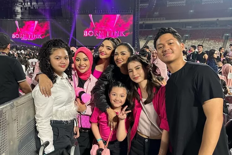 Ashanty salah satu artis Indonesia yang nonton konser Blackpink di GBK 11-12 Maret 2023