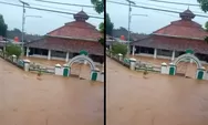 Pagi Ini, Masjid di Carita Terendam Banjir