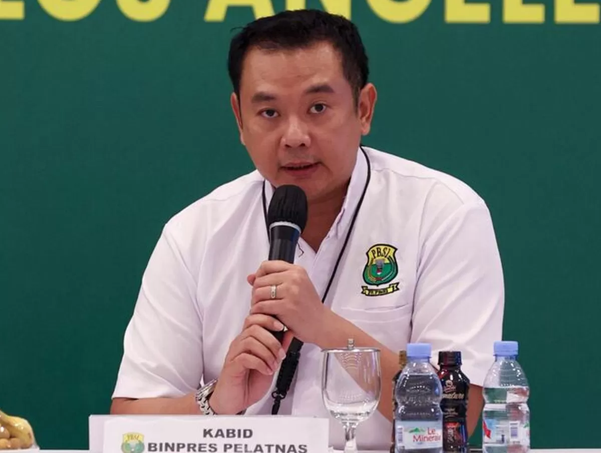 Kepala Bidang Pembinaan Prestasi PP PBSI, Eng Hian saat menjelaskan terkait kebijakan strategis baru sistem pembinaan nasional.  (PBSI)