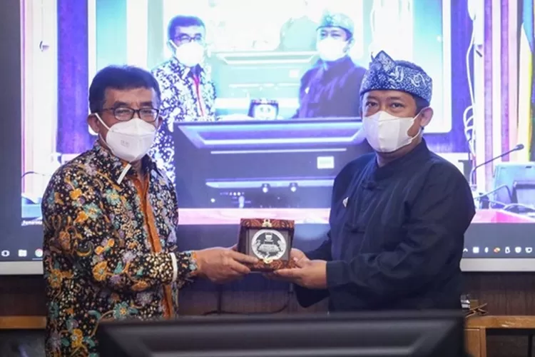 Wali Kota Salatiga Muhammad Haris dan Wakil Wali Kota Bandung Yana Mulyana/Gorajuara.com/Humas Pemkot Bandung