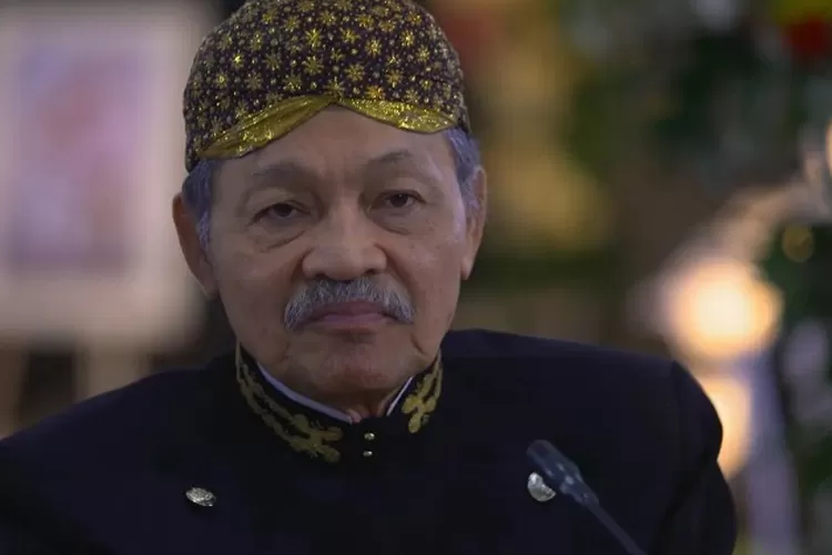 Aktor senior Eeng Saptahadi tutup usia pada Minggu (21/5) karena Covid-19.