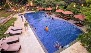 4 Tempat Wisata Viral yang cuma 5 Menit dari Depok, Kamu bisa Ngopi sambil Berenang, loh!