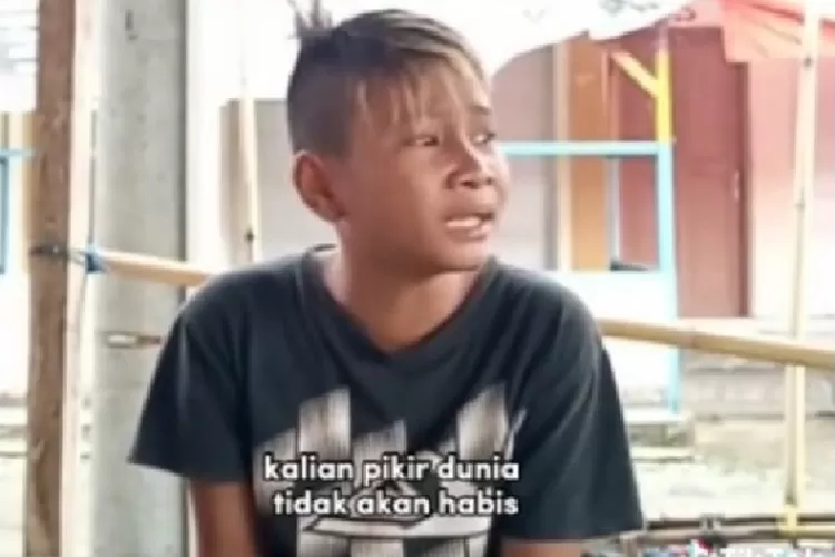 Fajar Sadboy ternyata pintar berdakwah. Dia pernah mondok. 