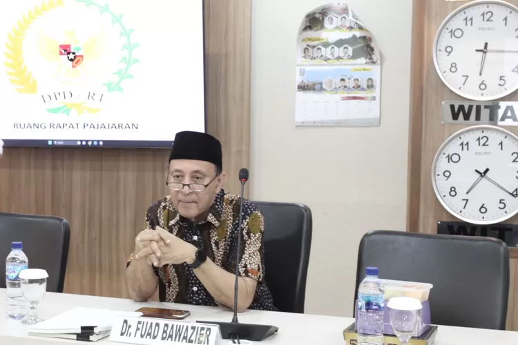 Mantan Menteri Keuangan era Suharto, Fuad Bawazier hadir pada Rapat Dengar Pendapat Umum (RDPU) dengan Pansus BLBI DPD RI di Jakarta, Selasa (20/6/2023). (Istimewa)