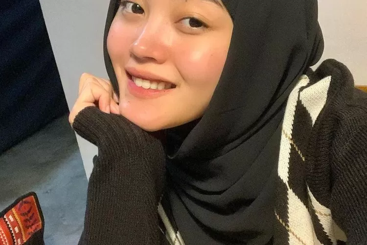 Putri Delina anak sambung Nathalie Holscher. (Gorajuara/ dok: Instagram/ putridelinaa)