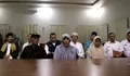 Akhirnya wanita tua di Karawang yang mengaku Ratu Adil Imam Mahdi meminta maaf. Netizen: sudah jadi trend